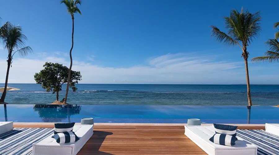 Infinity pool overlooking the Caribbean at a Casa de Campo villa