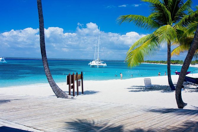 Speedboat ride to Saona Island